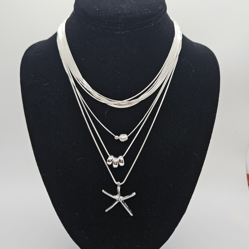 Silver Starfish Multi-Layer Necklace Set - Picture 5 of 13